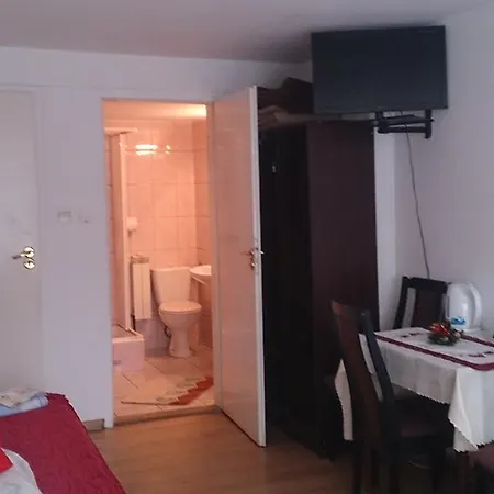 Dom Pod Salamandra Δωμάτια σε οικογενειακή κατοικία